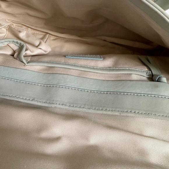 Soft eggshell bluegreen suede - Picture 8 of 8